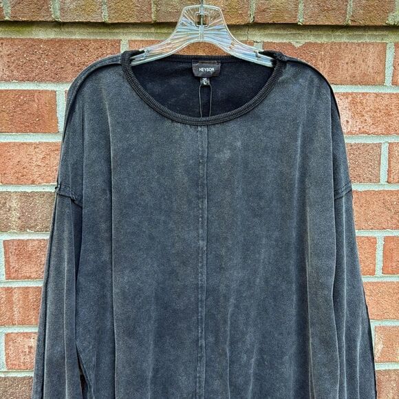 Heyson Sweatshirt Top, Walk, Don’t Run sz Large NWT Washed Black - Picture 7 of 14